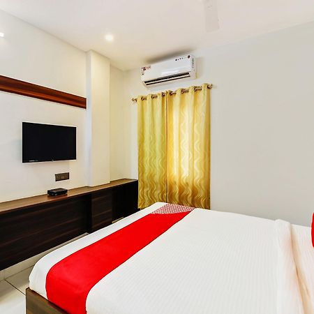 Oyo 29131 Hotel Mn Grand เชมชาบัด ภายนอก รูปภาพ