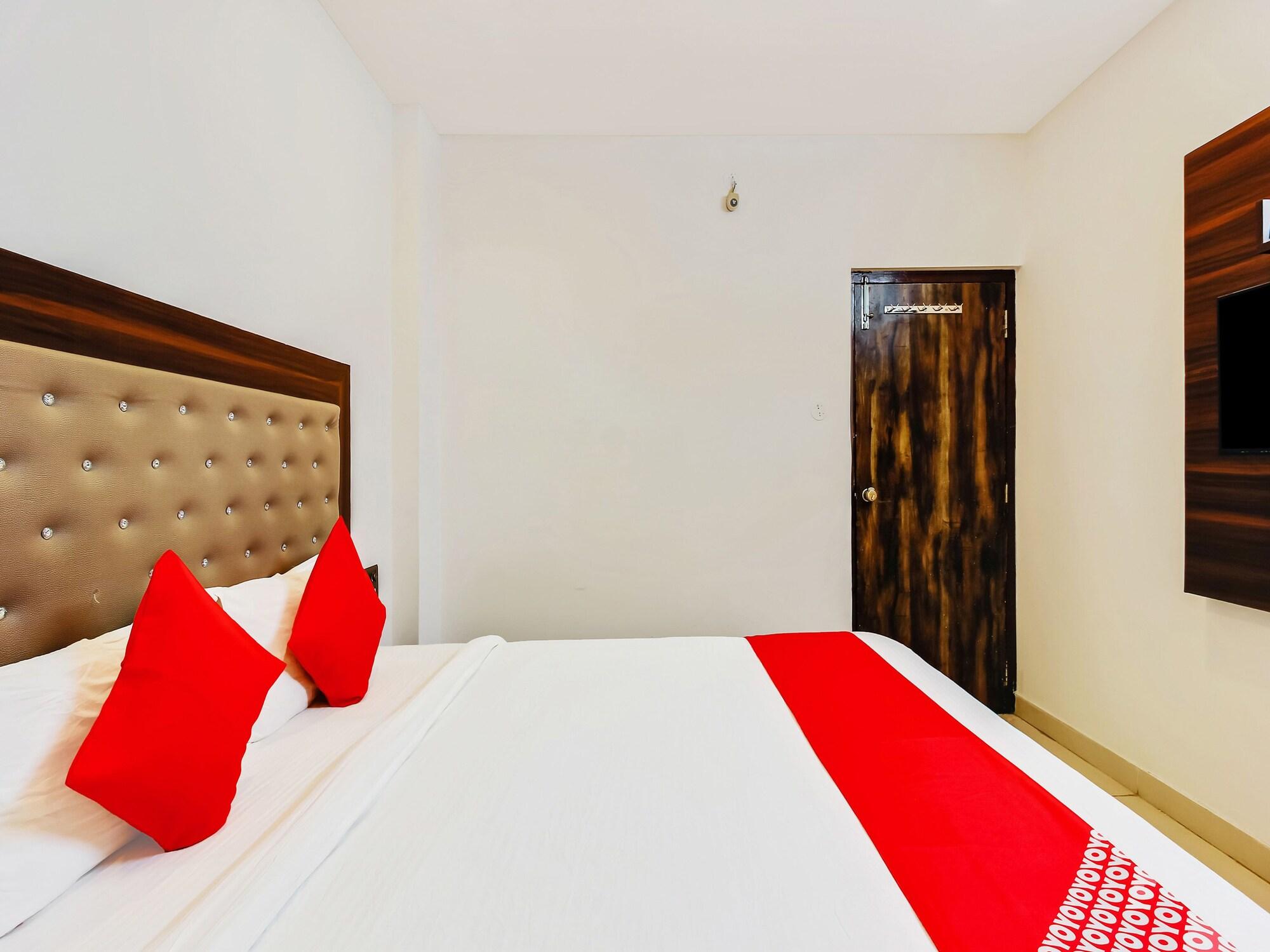 Oyo 29131 Hotel Mn Grand เชมชาบัด ภายนอก รูปภาพ