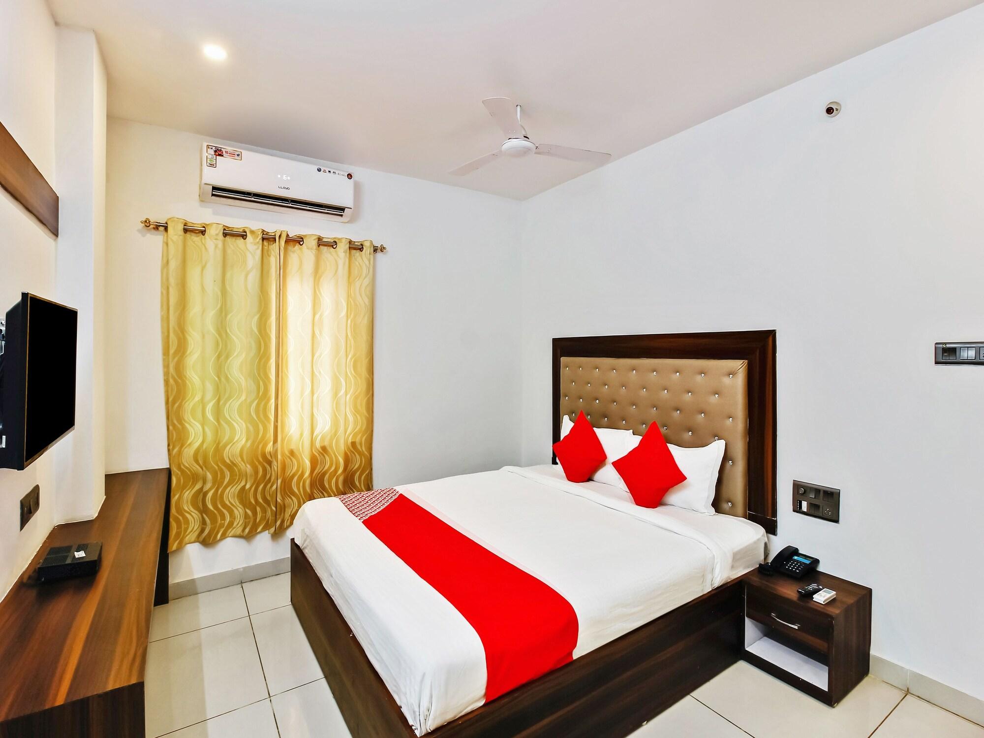 Oyo 29131 Hotel Mn Grand เชมชาบัด ภายนอก รูปภาพ