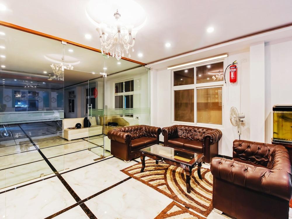 Oyo 29131 Hotel Mn Grand เชมชาบัด ภายนอก รูปภาพ